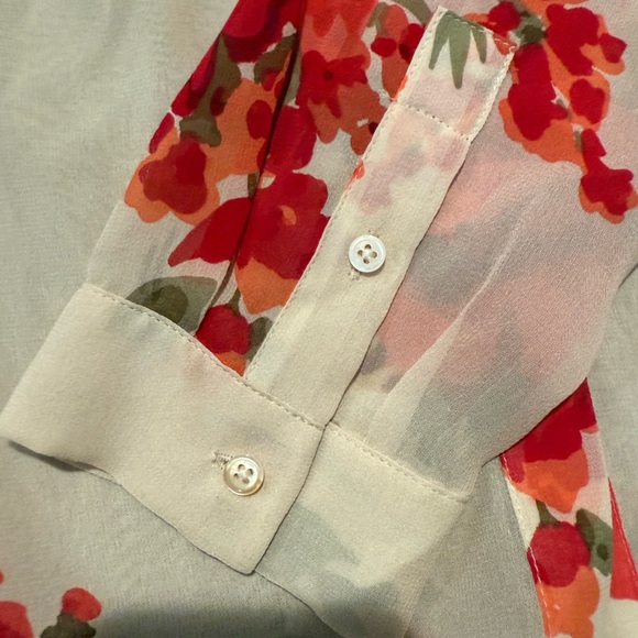 Joie Women's Floral Blouse - Red and Cream 100% silk - Picture 6 of 7